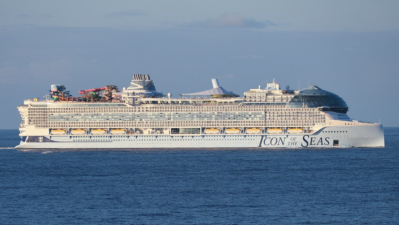 Cruise ship