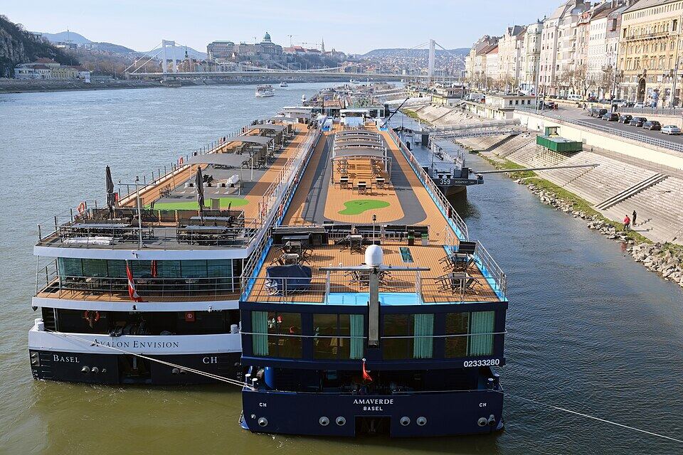 18 Day Rhine Cruise: Lake Como to Paris