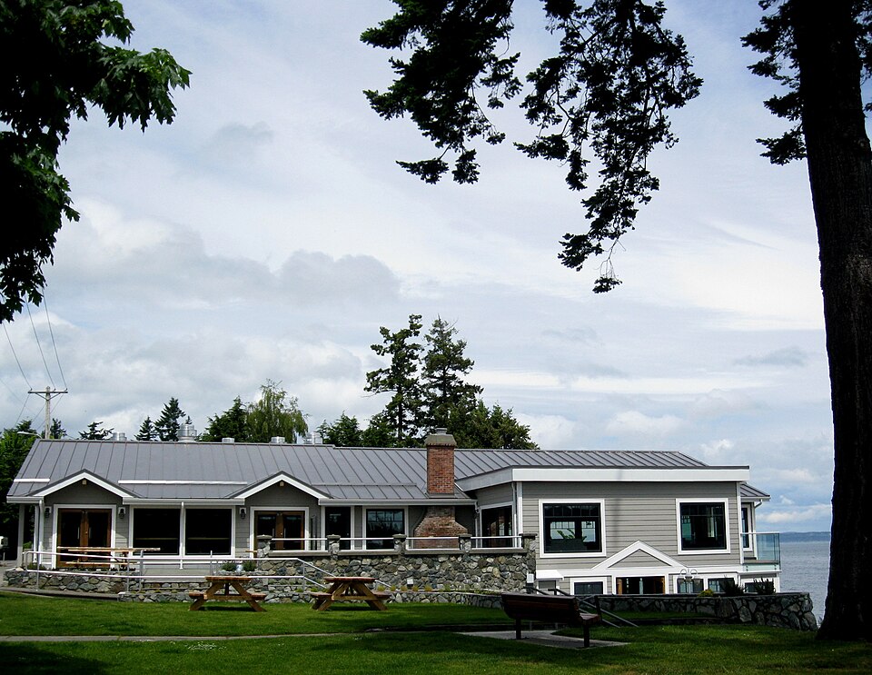 Beach House Restaurant