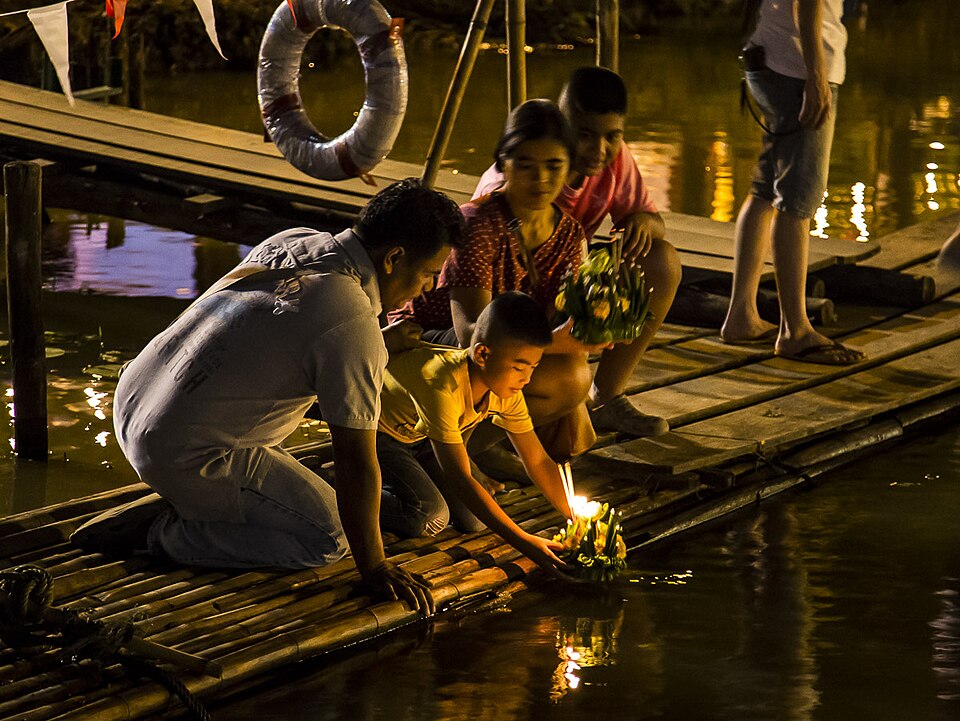 Loy Krathong