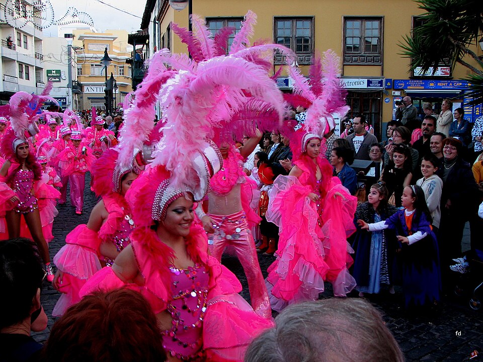 Carnival of Santa Cruz