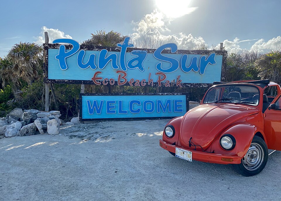 Punta Sur Eco Beach Park