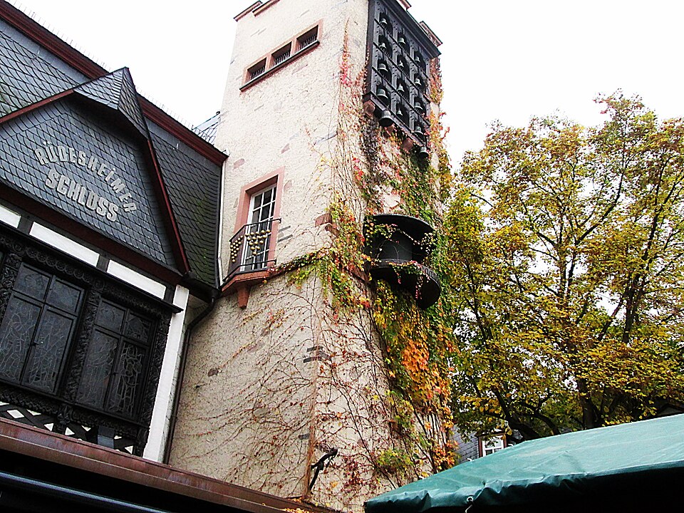 Breuer's Rüdesheimer Schloss